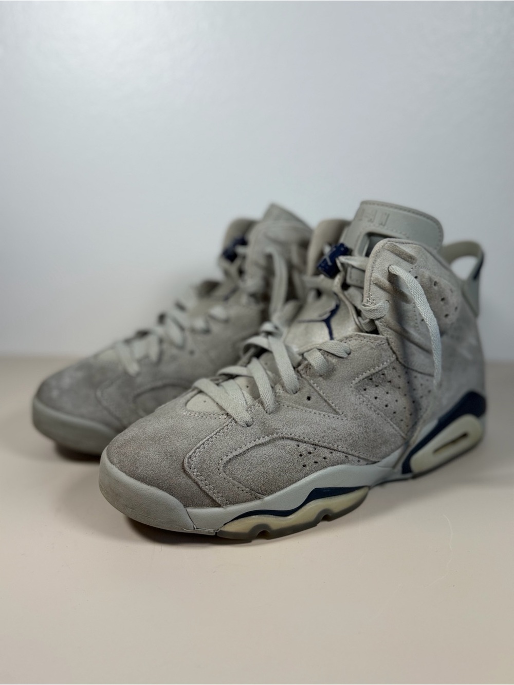 Jordan 6 Georgetown grey sneakers